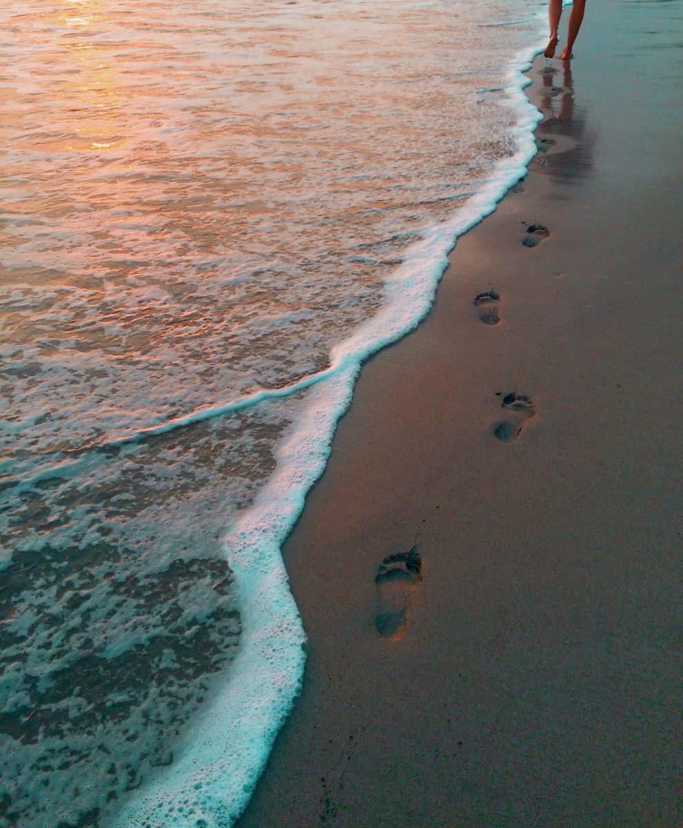 costa rica footprints on seashore manuel antonio